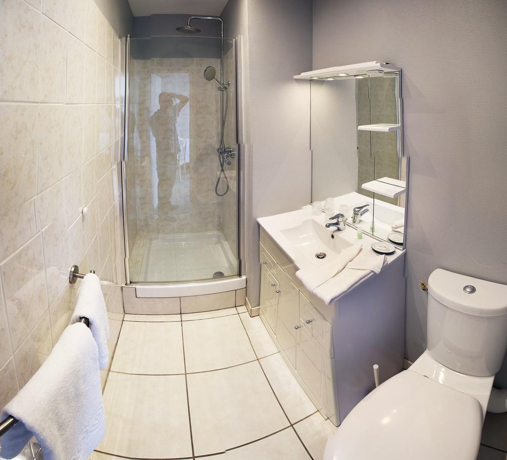 Hotel De France Lillebonne ภายนอก รูปภาพ